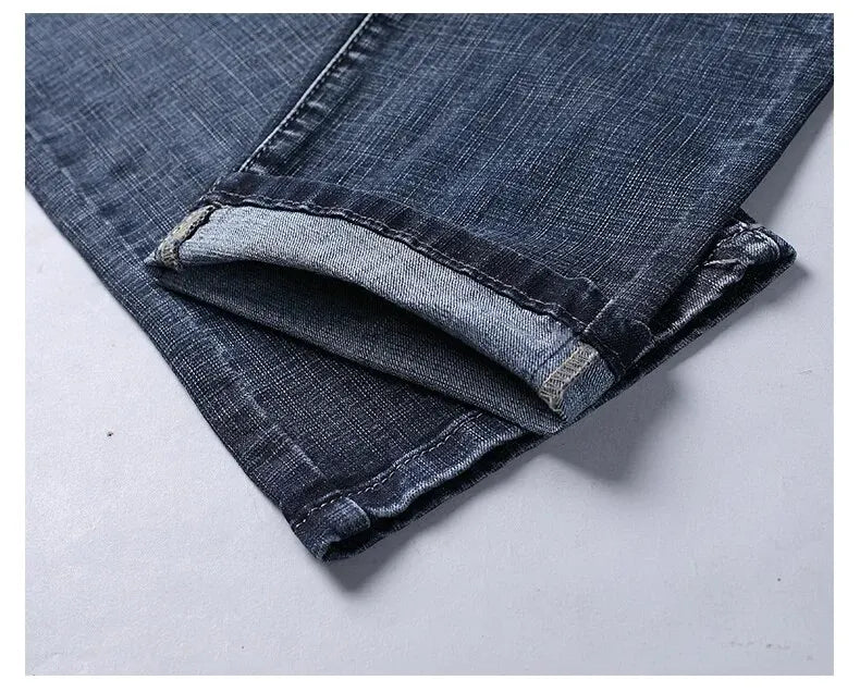 Wthinlee Edge
Modern and masculine denim for everyday confidence.