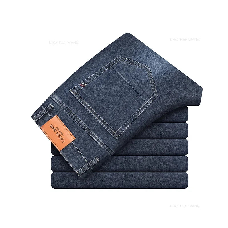 Men’s Classic Straight Fit Cotton Jeans.
