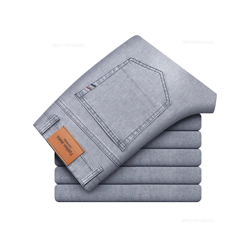Men’s Classic Straight Fit Cotton Jeans.